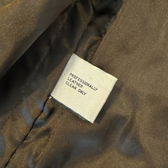 Vintage LNR Brown Leather Jacket w/ Fur Hood - Picture 10 of 16